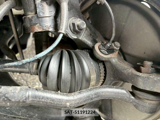 Suzuki EVERY 2016-04 7360031-20