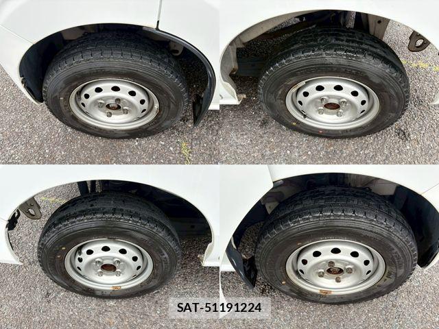 Suzuki EVERY 2016-04 7360031-23