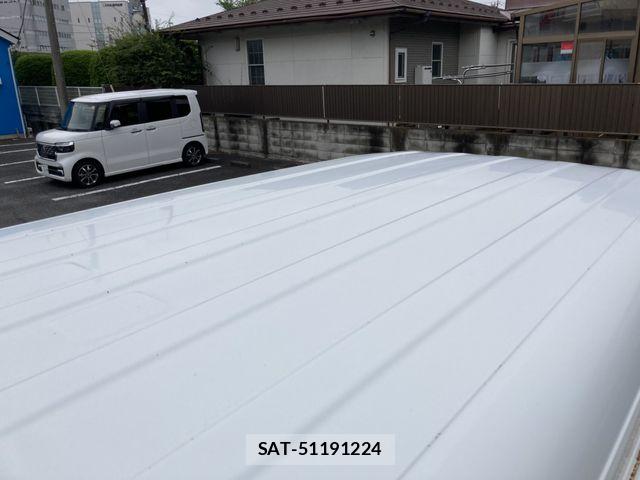 Suzuki EVERY 2016-04 7360031-24