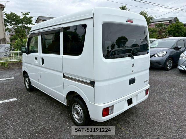 Suzuki EVERY 2016-04 7360031-3
