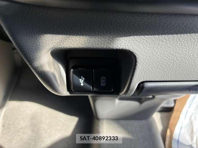 Suzuki EVERY 2025-09 7360040-13