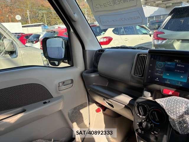 Suzuki EVERY 2025-09 7360040-16