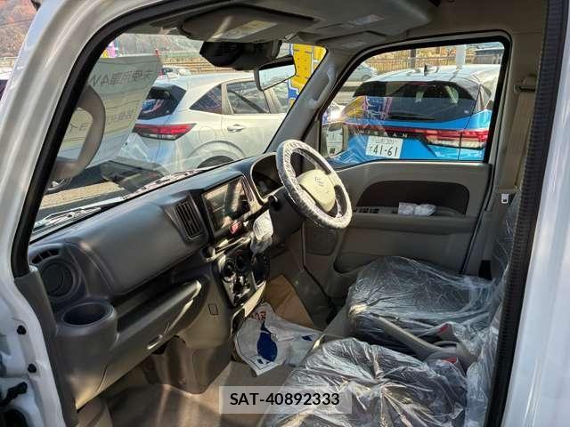 Suzuki EVERY 2025-09 7360040-19