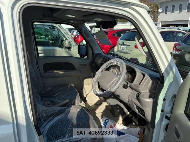 Suzuki EVERY 2025-09 7360040-4