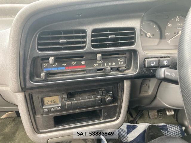 Suzuki EVERY 1998-01 7394349-16