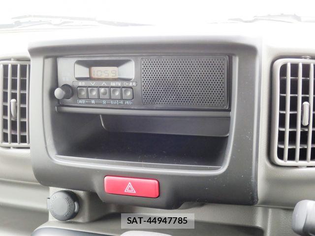 Suzuki EVERY 2026-05 7458192-13