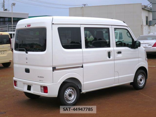 Suzuki EVERY 2026-05 7458192-2