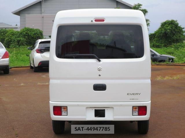 Suzuki EVERY 2026-05 7458192-3