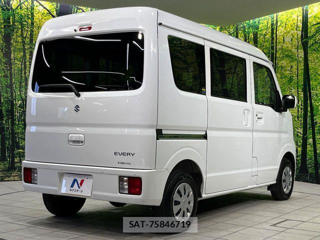 Suzuki EVERY 2025-06 7458190-13