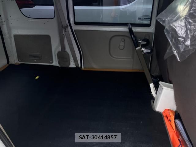 Suzuki EVERY 2016-09 7458195-14