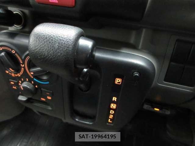 Suzuki EVERY 2018-12 7458194-17