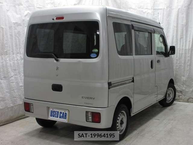 Suzuki EVERY 2018-12 7458194-5