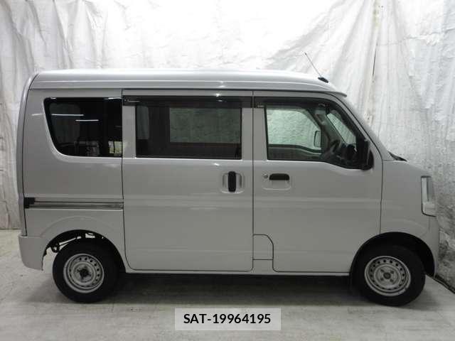 Suzuki EVERY 2018-12 7458194-7