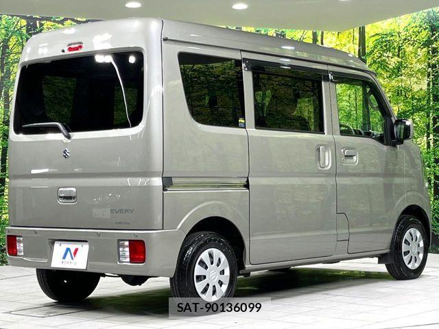 Suzuki EVERY 2026-03 7503116-17