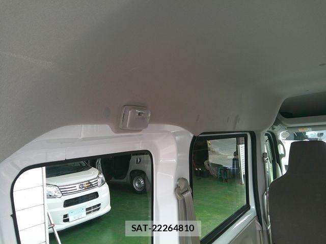 Suzuki EVERY 2022-05 7562939-24