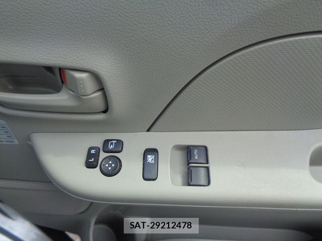 Suzuki EVERY 2023-08 7620514-14