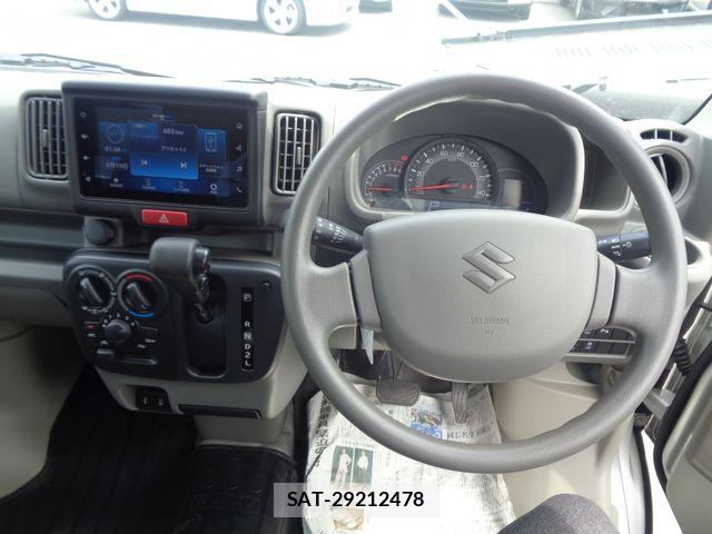 Suzuki EVERY 2023-08 7620514-18