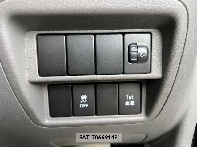 Suzuki EVERY 2023-10 7620511-18