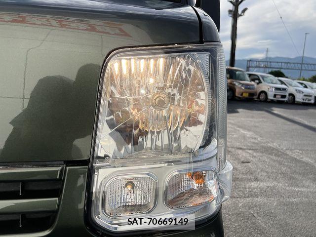 Suzuki EVERY 2023-10 7620511-23