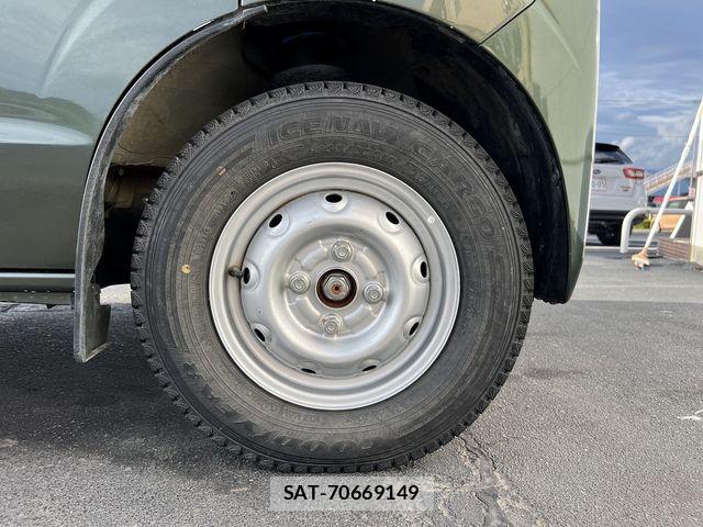 Suzuki EVERY 2023-10 7620511-24