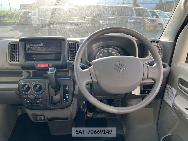 Suzuki EVERY 2023-10 7620511-7
