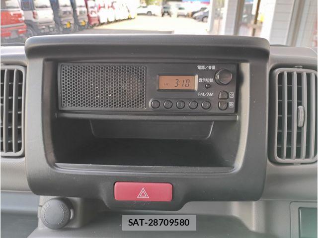 Suzuki EVERY 2019-06 7620517-12