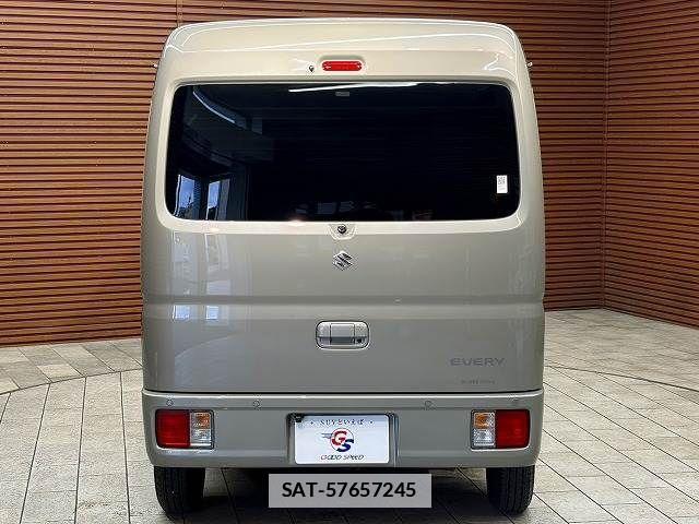Suzuki EVERY 2025-12 7729410-18