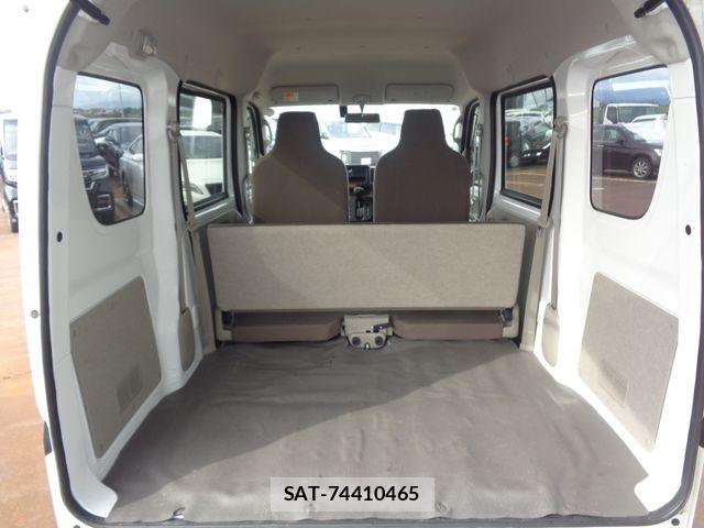 Suzuki EVERY 2019-06 7729414-10