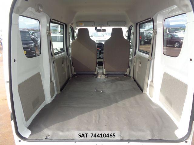 Suzuki EVERY 2019-06 7729414-11