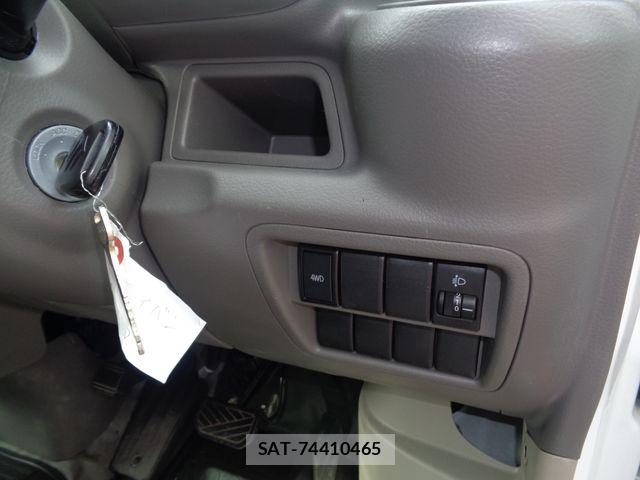 Suzuki EVERY 2019-06 7729414-12