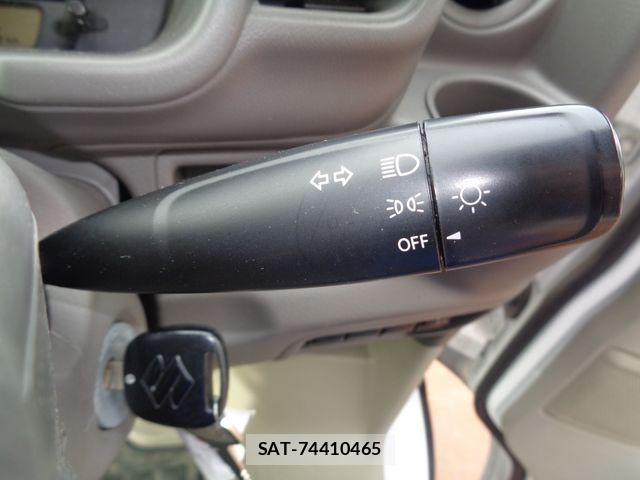 Suzuki EVERY 2019-06 7729414-15