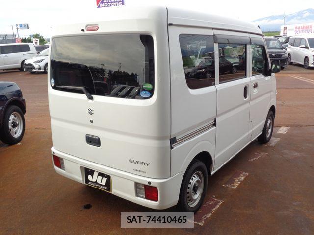 Suzuki EVERY 2019-06 7729414-2