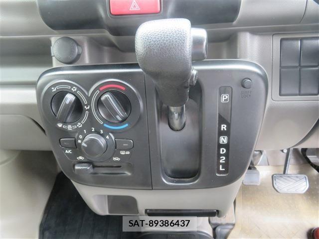 Suzuki EVERY 2019-07 7789585-11