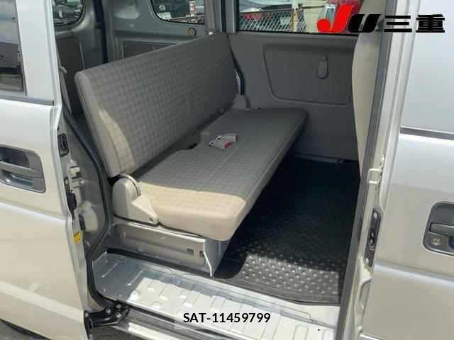Suzuki EVERY 2014-01 7789583-9