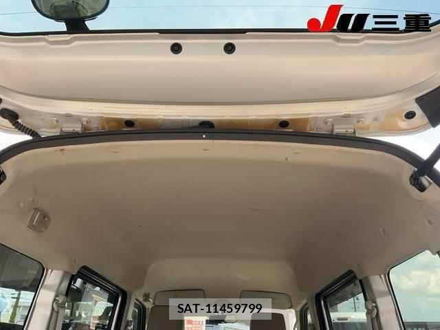 Suzuki EVERY 2014-01 7789583-18