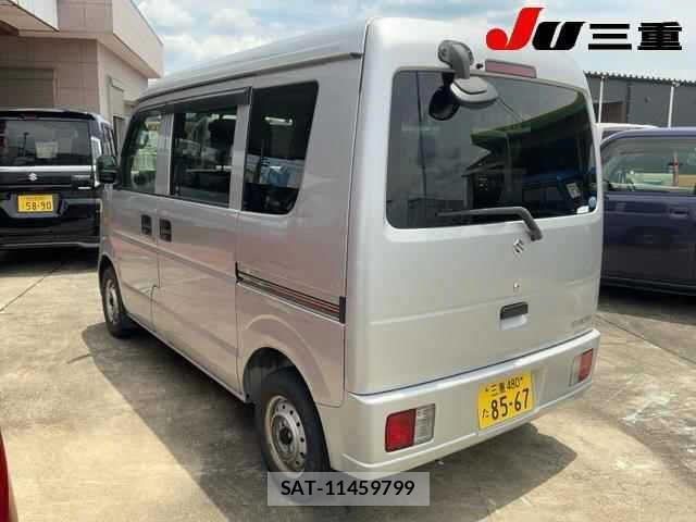 Suzuki EVERY 2014-01 7789583-2