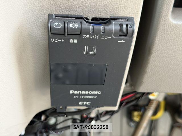 Suzuki EVERY 2013-10 7789584-21