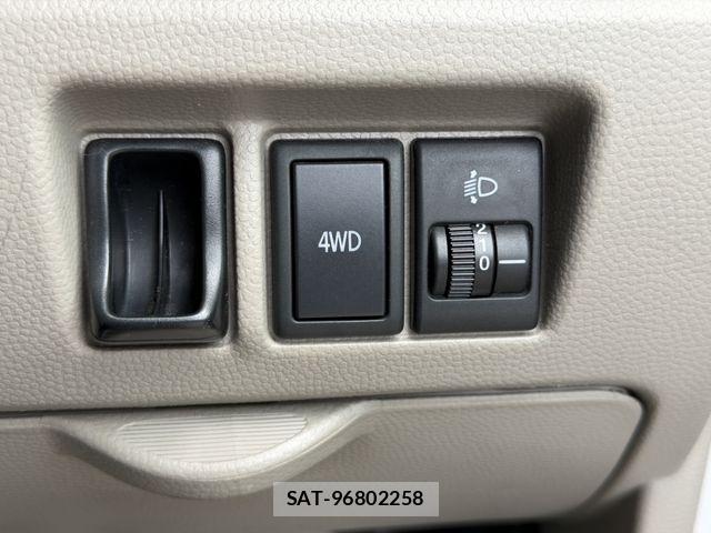 Suzuki EVERY 2013-10 7789584-23