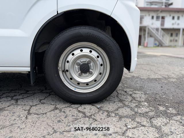 Suzuki EVERY 2013-10 7789584-26