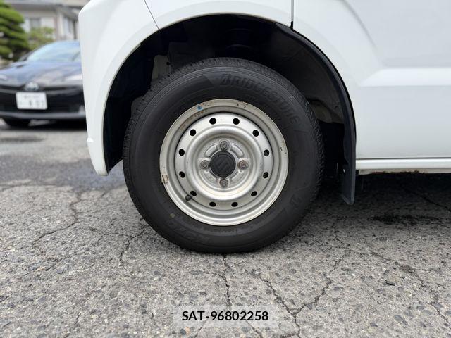 Suzuki EVERY 2013-10 7789584-28