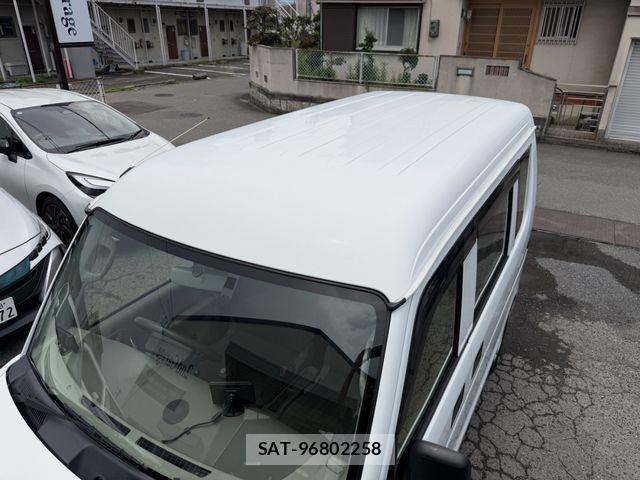 Suzuki EVERY 2013-10 7789584-7