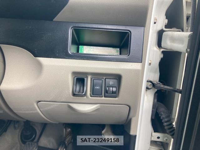 Suzuki EVERY 2007-10 7789580-19