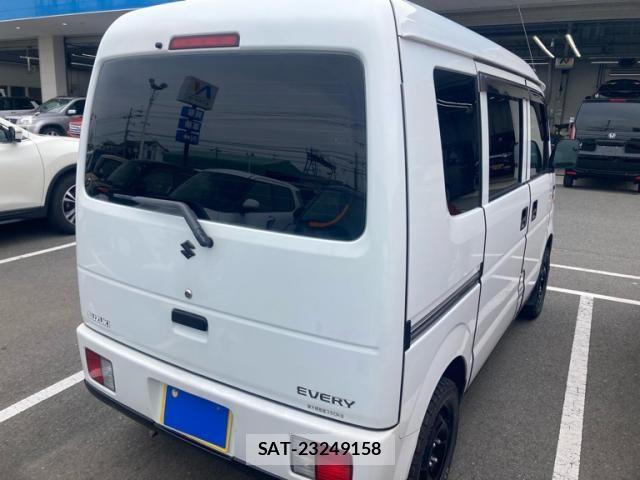 Suzuki EVERY 2007-10 7789580-7