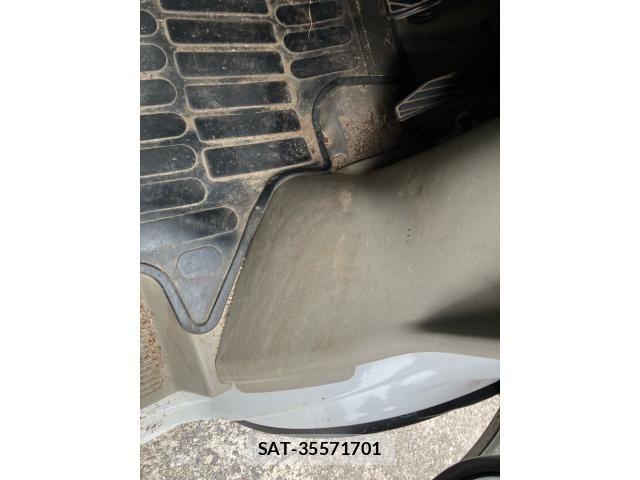 Suzuki EVERY 2017-03 7879776-19