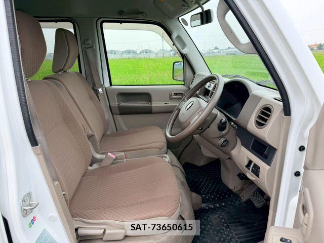 Suzuki EVERY 2014-07 7879775-13