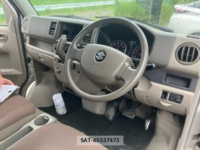 Suzuki EVERY 2006-11 7879779-16