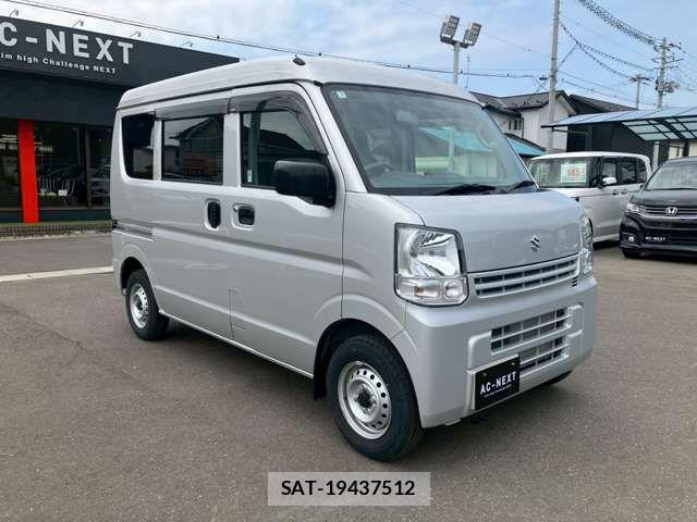 Suzuki EVERY 2024-02 7879771-18