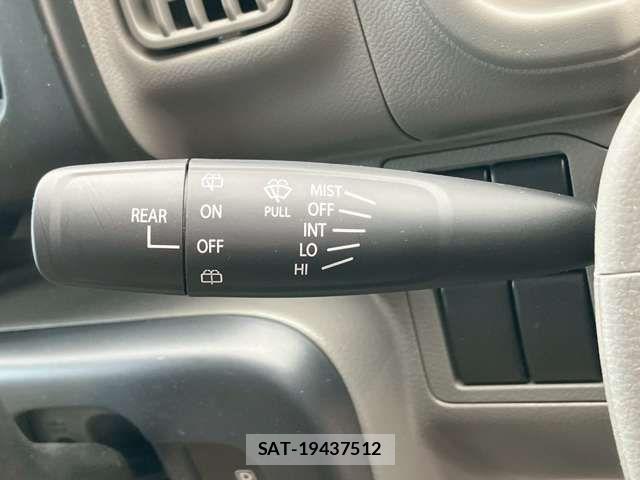 Suzuki EVERY 2024-02 7879771-4