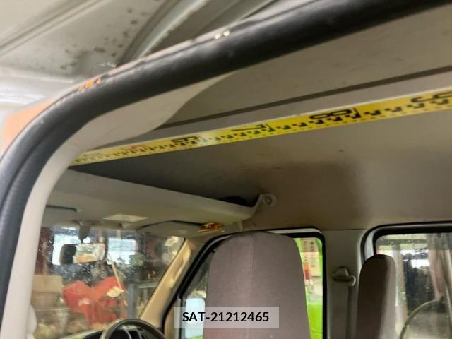 Suzuki EVERY 2019-06 7879772-9