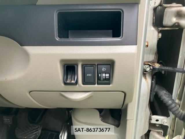 Suzuki EVERY 2008-09 7879778-16